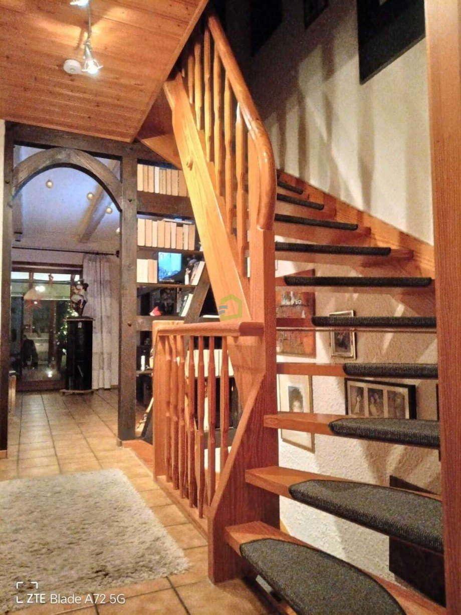 Treppenhaus Doppelhaush�lfte Neuffen