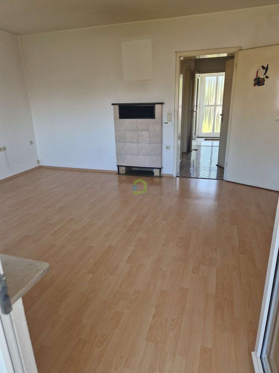 Wohnzimmer Reihenmittelhaus Neckartenzlingen