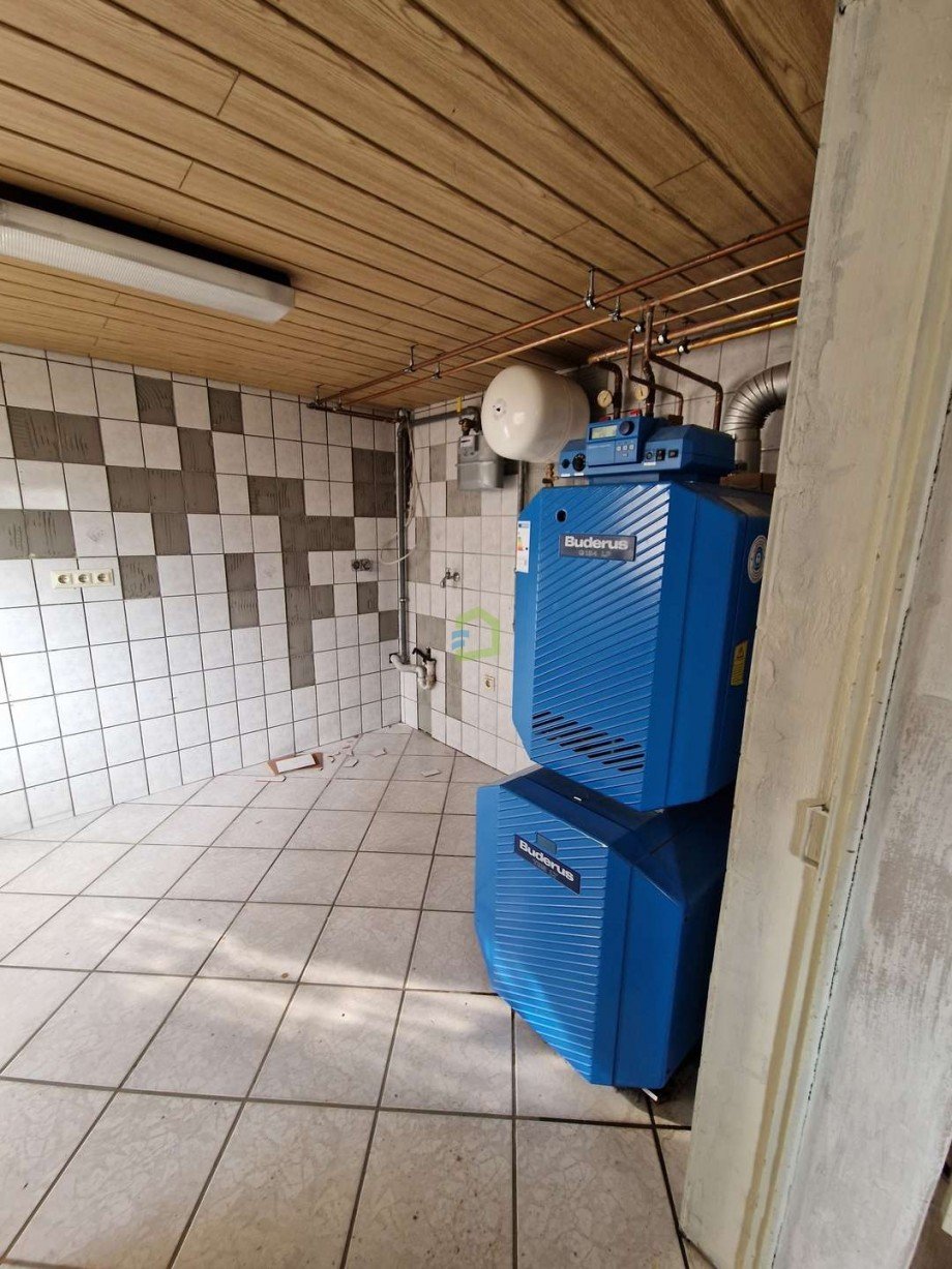 Heiz-/Waschraum Doppelhaush�lfte Metzingen