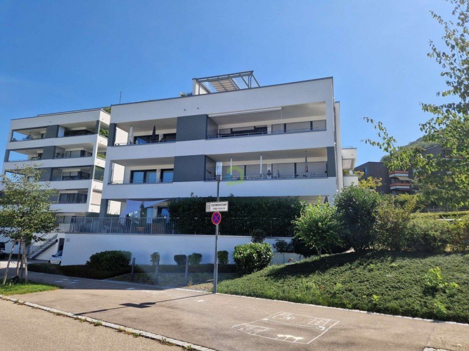 Au�en mit Zufahrt TG Etagenwohnung Pfullingen
