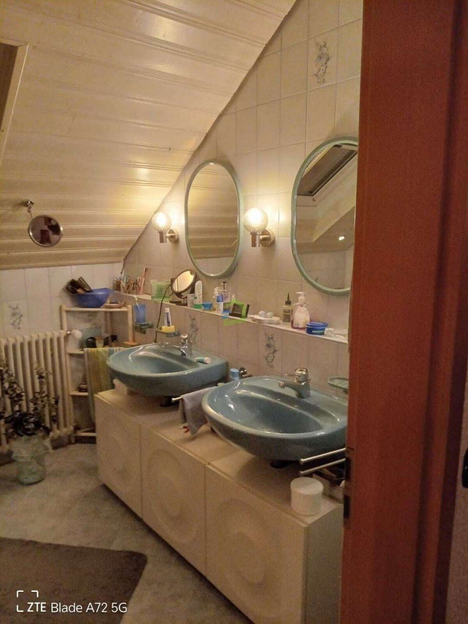 Bad Doppelhaush�lfte Neuffen