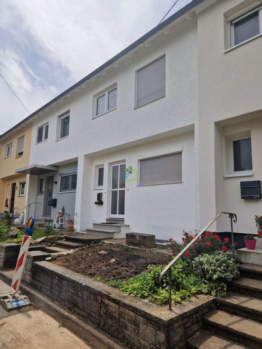 Au�enansicht Reihenmittelhaus Neckartenzlingen