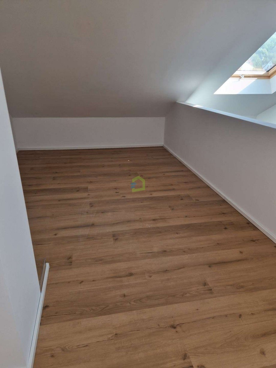 Dachbodenie Wohnung Dettingen an der Erms