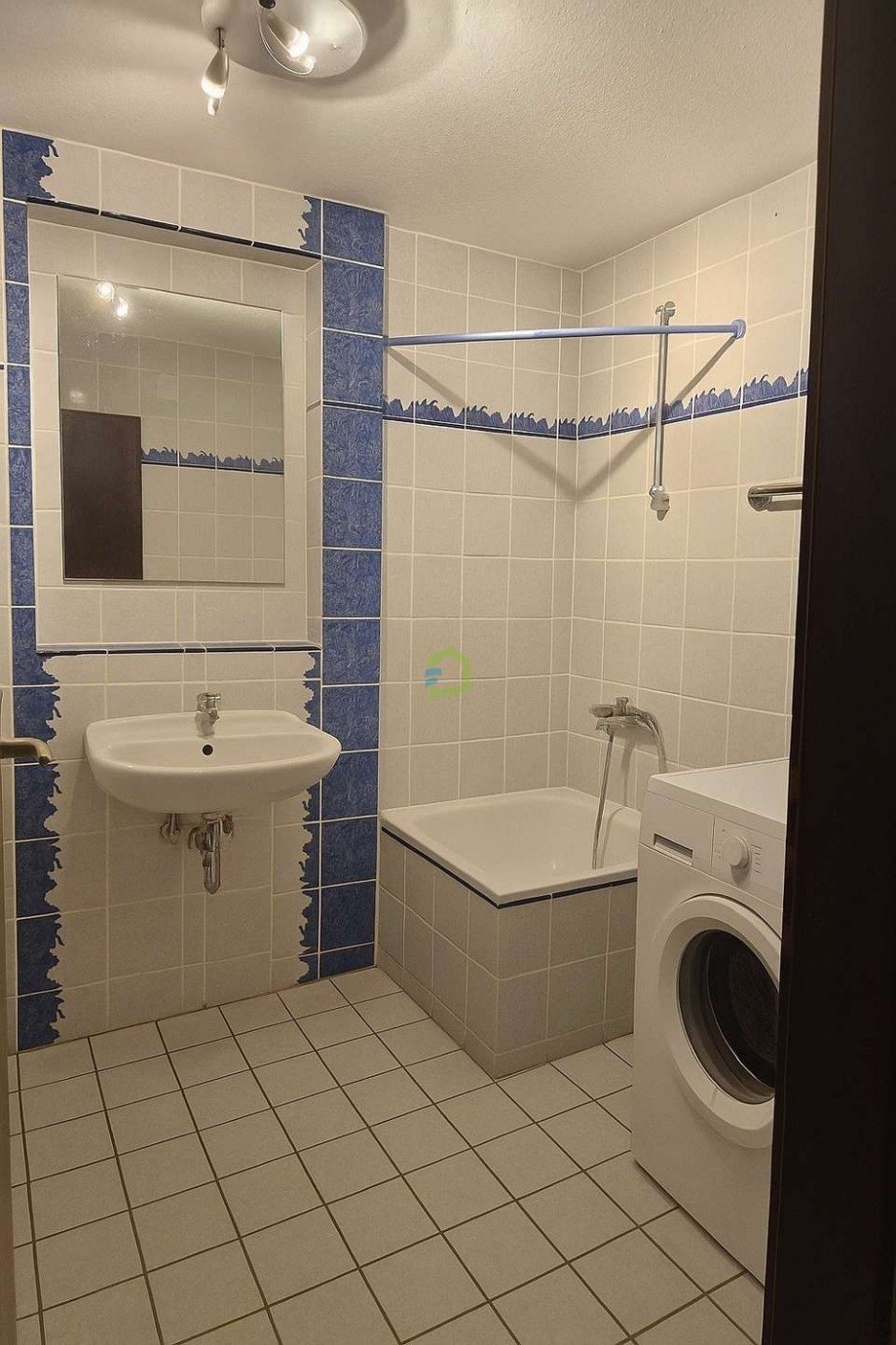 Bad (KI bearbeitet) Erdgeschosswohnung Bad Urach