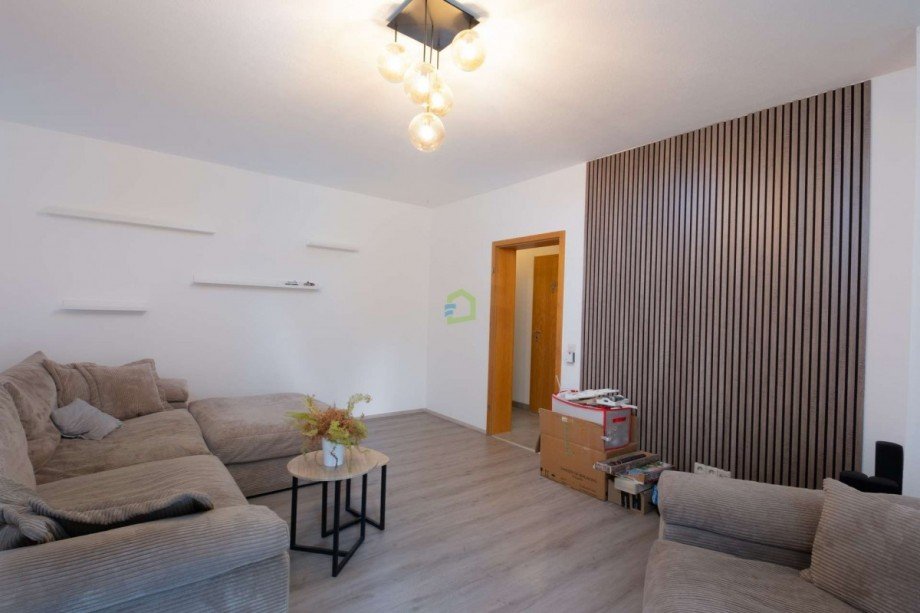 EG Wohnzimmer Zweifamilienhaus Dettingen an der Erms