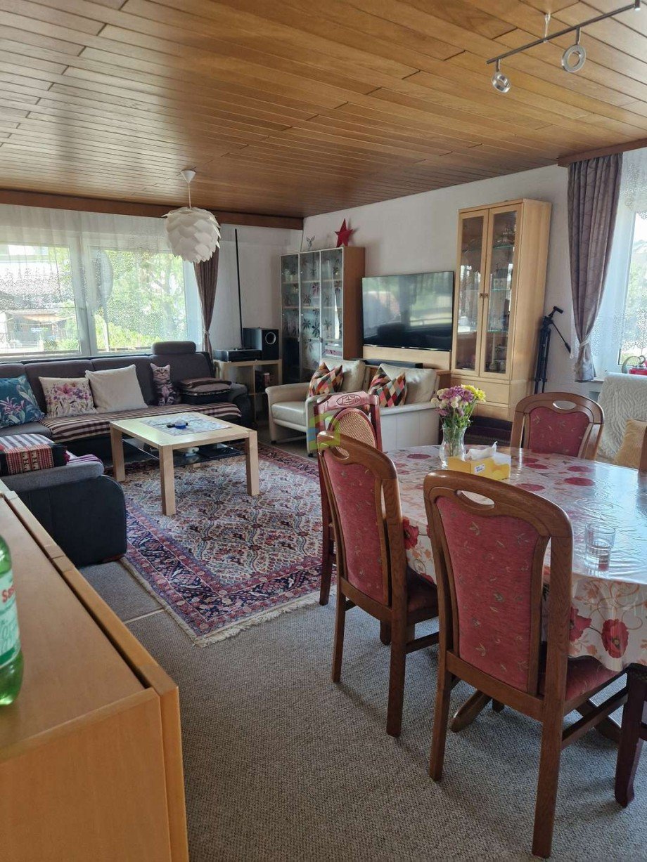 Wohnzimmer mit Essbereich OG Zweifamilienhaus Wannweil